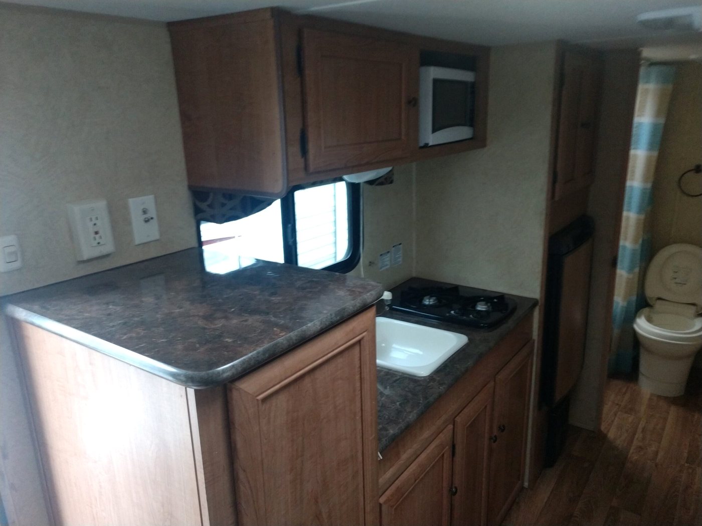 2013 20' Skyline Skycat 186B photo 5