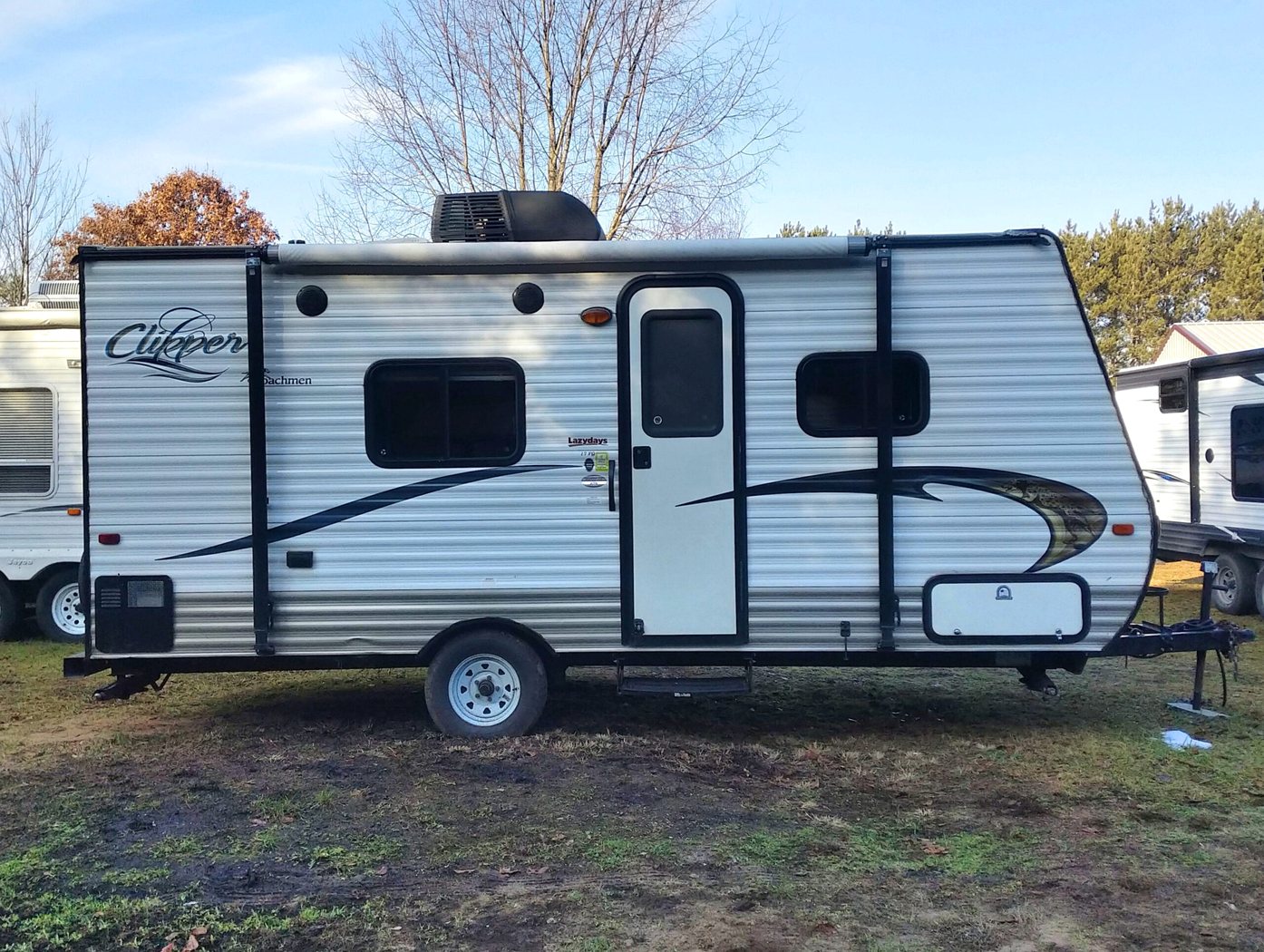 2014 21' Coachmen Clipper 17FQ photo 1