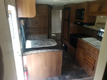 2014 28' Catalina 273BH photo 4